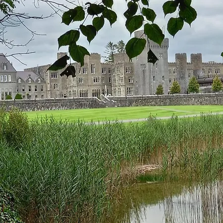 Pio Luxury 3km From Historic Cong, Ashford Castle, Ashford Lejlighed *
